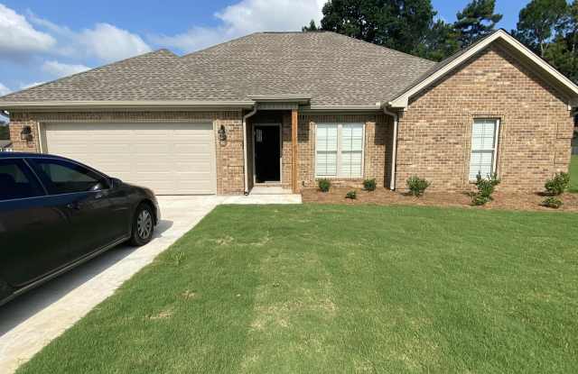 402 Ford Road - 402 Ford Road, Muscle Shoals, AL 35661