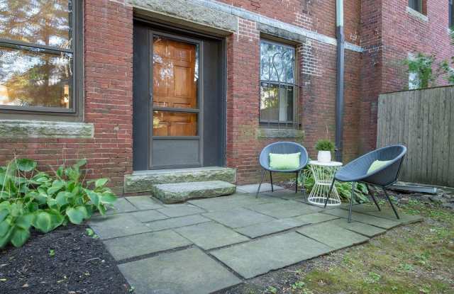 609 State Street Gallery 4