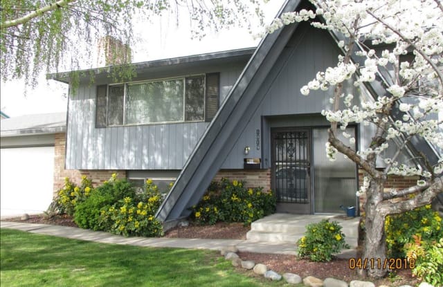 1819 Stevens Drive - 1819 Stevens Drive, Richland, WA 99354