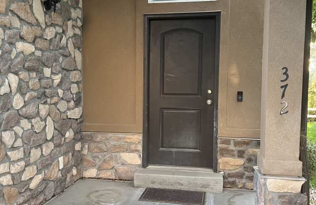 372 South 790 West Gallery 2