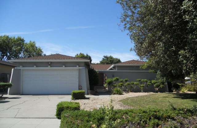 Beutiful South SJ home 3 bed, 2 bath  in a great location, 758 Azule Ave San Jose Gallery 1