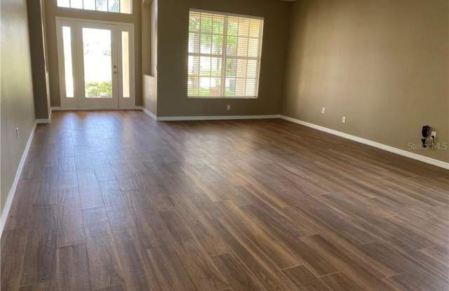 9028 WILLOWBROOK CIRCLE Gallery 3