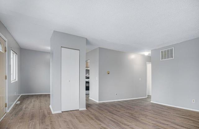 5955 Briarcliff Lane - C Gallery 2