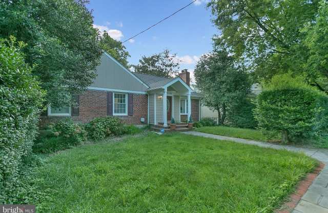 2108 48TH Street NW Gallery 2