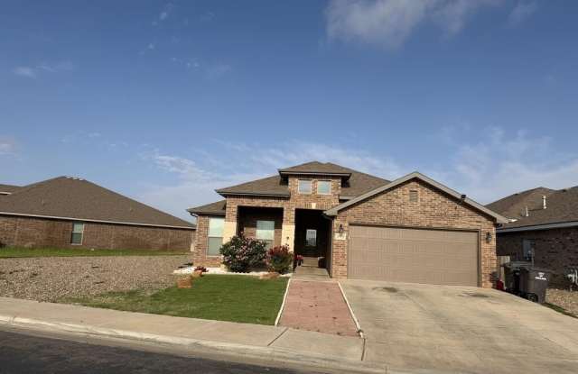 6905 Burnett Gallery 1