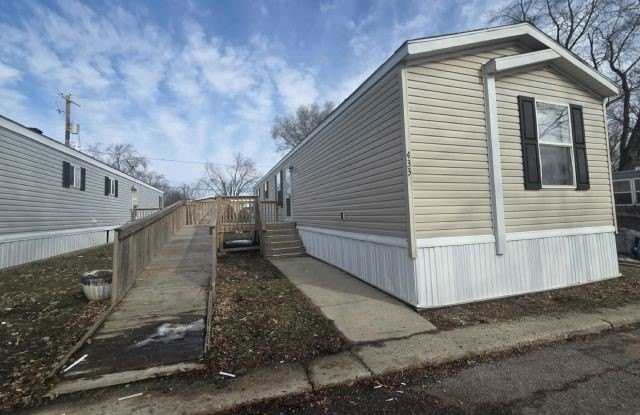 433 Warbler Lane photos photos