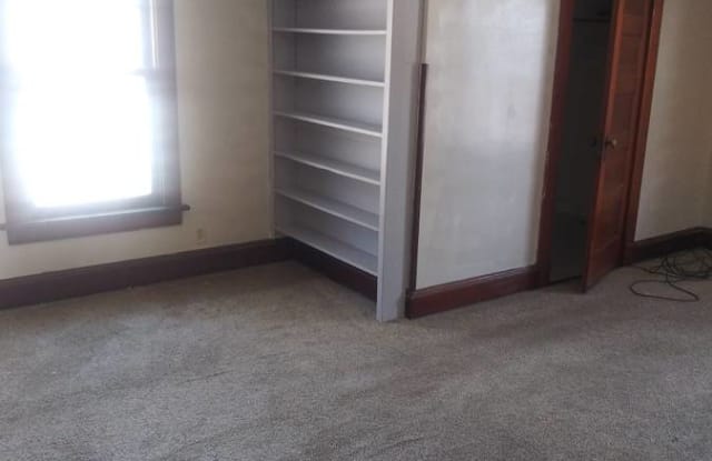 1603 West 10th Street - 2 photos photos
