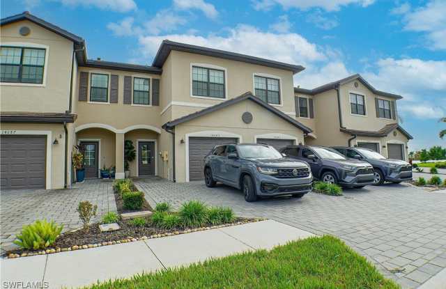 14085 pine lodge Lane Gallery 2