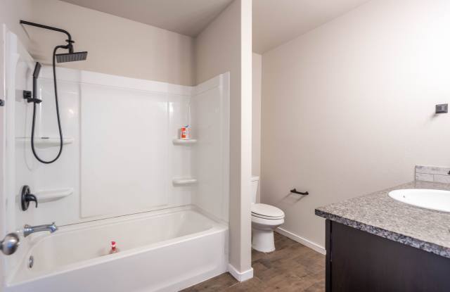 2311 Outlaw Court Gallery 2