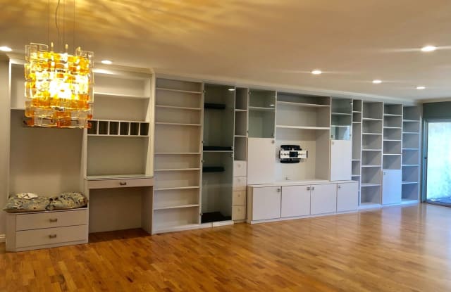 4900 Rosehedge Dr #210 - 4900 Rosehedge Dr, La Mesa, CA 91942