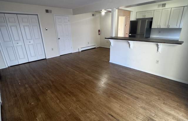 349 Gorge Rd - 349 Gorge Road, Cliffside Park, NJ 07010