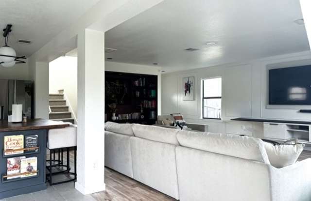 Charming 3BR House in Del Valle photos photos