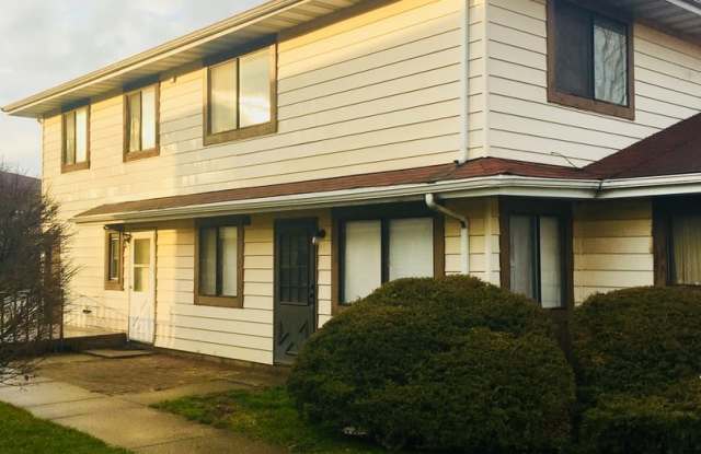 6883 Fillmore Drive - 6883 Fillmore Drive, Merrillville, IN 46410