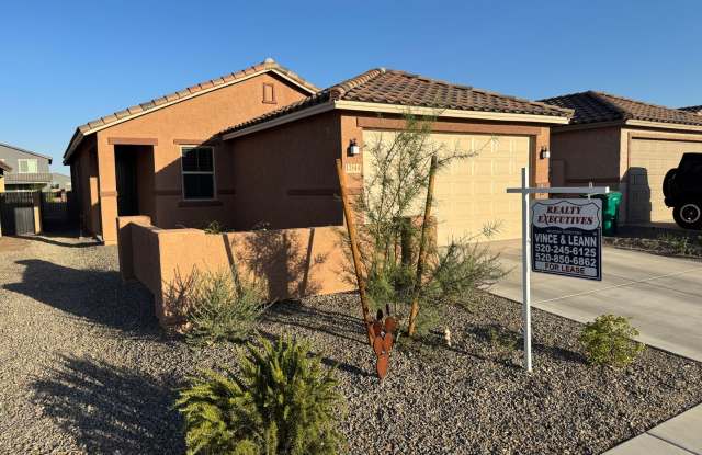 Like New Northwest 3 Bedroom photos photos