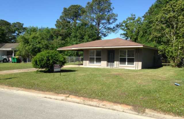 15620 Anderson Dr Gallery 2
