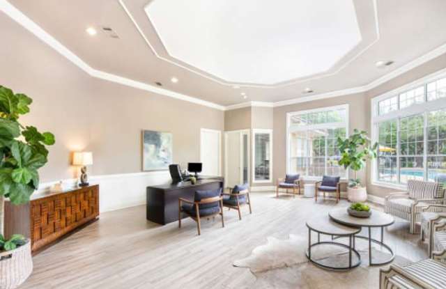 9779 N FM 620 Gallery 2