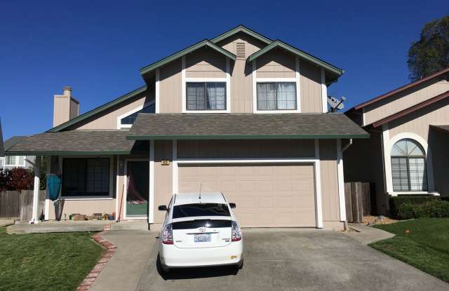 3 Bedroom 2 Bath House in M Section of Rohnert Park - SSU Students Welcome photos photos