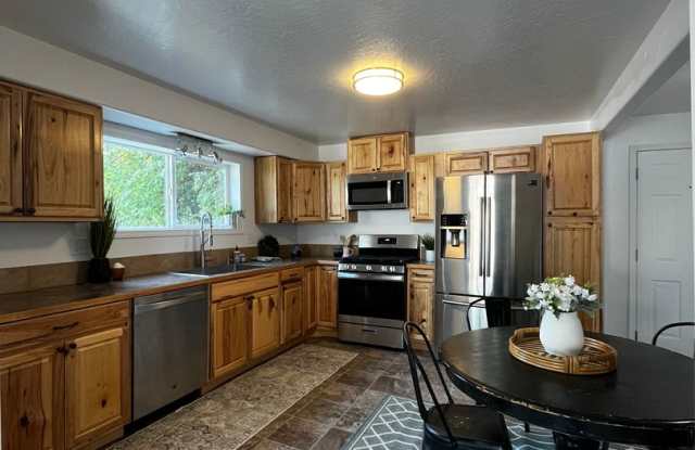 3 bedroom, 2 bath house located in Wallace, Idaho photos photos