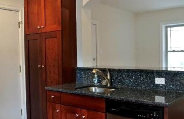 3812 N Sheffield Ave 3N - 3812 North Sheffield Avenue, Chicago, IL 60613