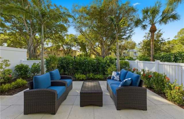 341 3rd Ave S photos photos