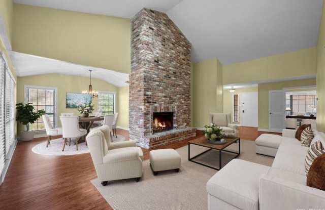 Charming 3- Bedroom Condo in Idlewood Community Gallery 3