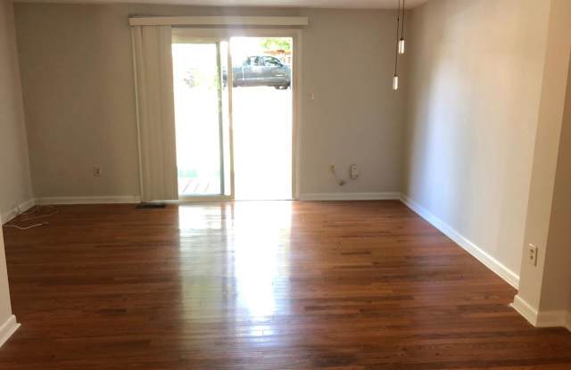 19457 ZINNIA CIRCLE Gallery 2