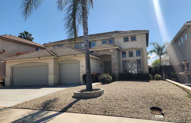 Gorgeous 5 Bedroom w/ Downstairs bedroom! New Paint. New Appliances. - 39450 Wentworth Street, Murrieta, CA 92563