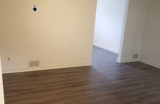 1523 Dunluce Dr Gallery 2
