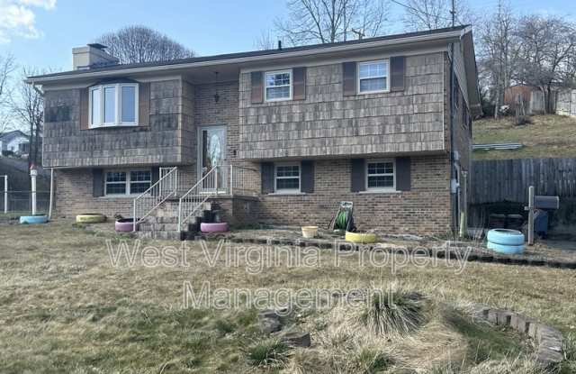 218 Berkley St. - 218 Berkley Street, Beckley, WV 25801
