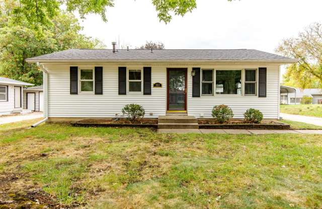321 Rockwell Ave. - 321 Rockwell Avenue, Ames, IA 50014