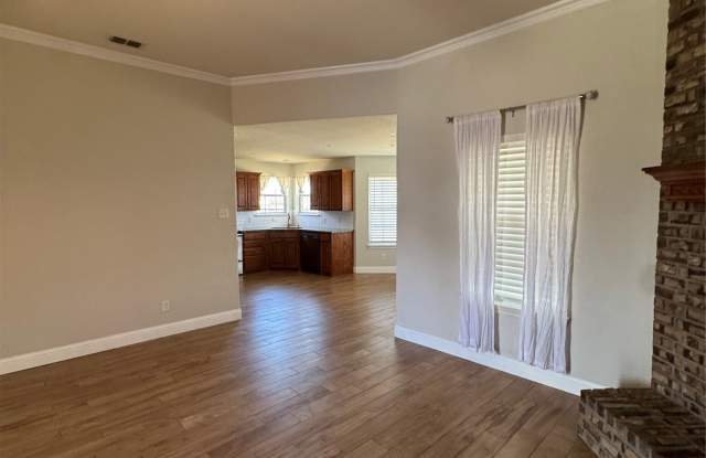 4925 Many Waters Drive Gallery 3
