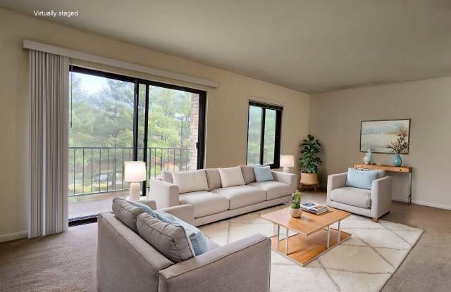 6982 HANOVER Parkway Gallery 1