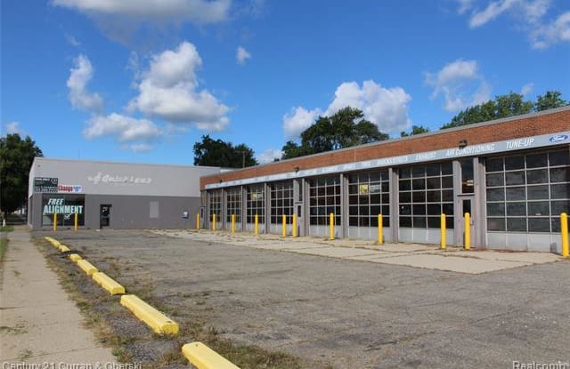 13560 EUREKA Road - 13560 Eureka Road, Southgate, MI 48195