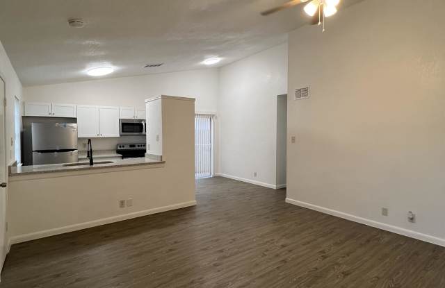 8846 Meadow Range Street - 1 Gallery 3