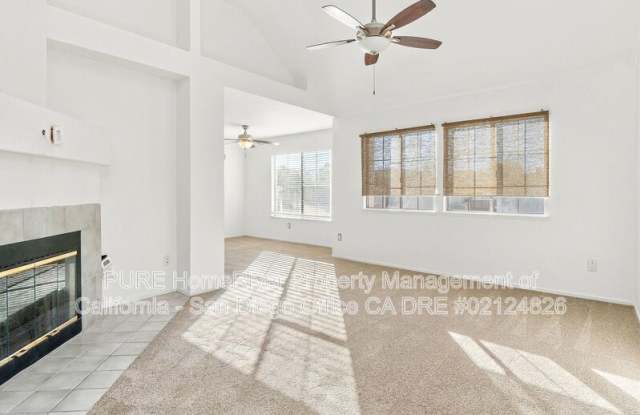 12090 Calle de Montana Gallery 4