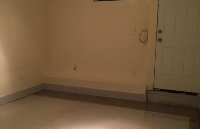 205 Taaffe Pl 1R Gallery 3