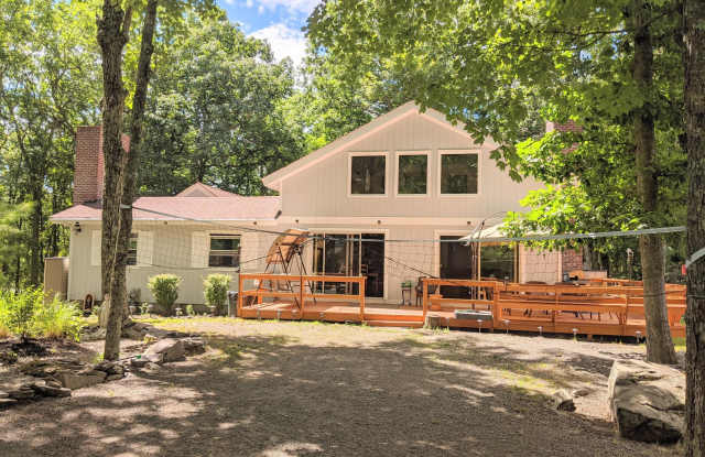 131 Surrey Drive photos photos