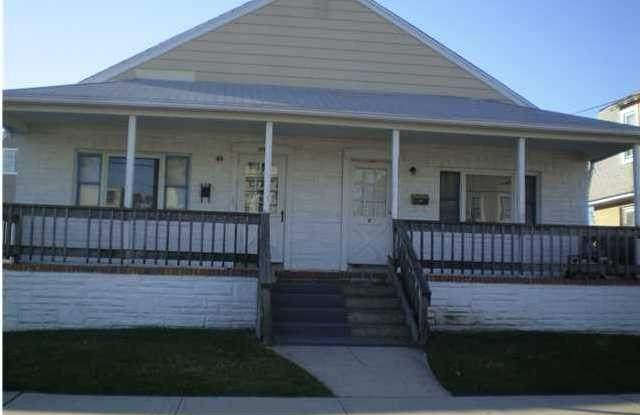 109 13th Avenue Gallery 1