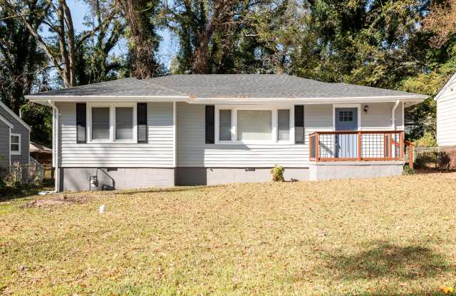 2153 Burroughs Ave SE photos photos