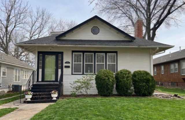 Huge Home Full of Character in the heart of MHK photos photos