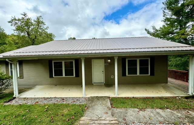 Spacious Home With Country Charm 5 Minutes From Downtown Blacksburg Gallery 4