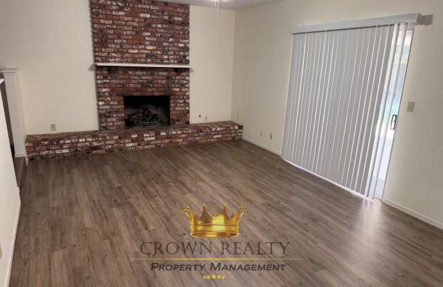 1622 South Bradley Street Gallery 2