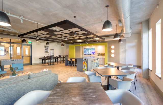 Lofts at Monroe Gallery 4