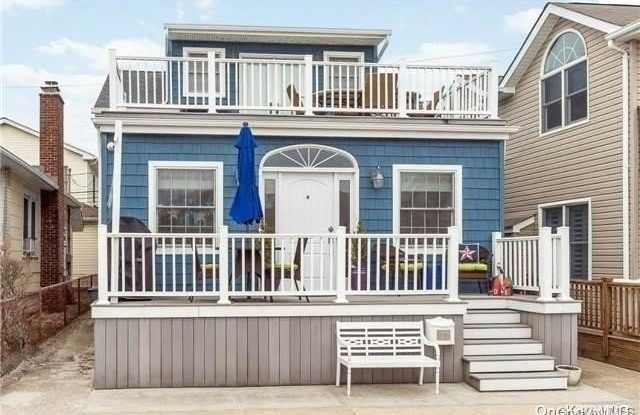 31 Virginia Avenue - 31 Virginia Avenue, Long Beach, NY 11561