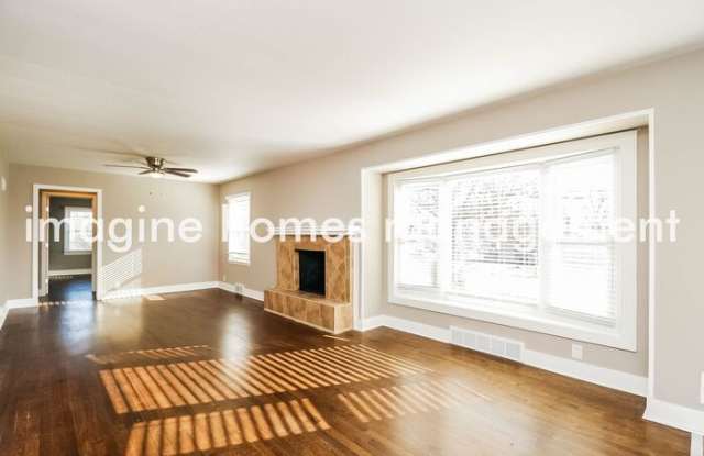 408 Northwest 80th Street Gallery 3