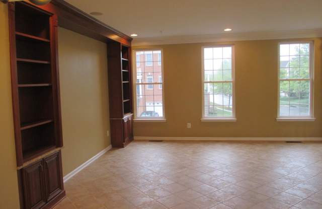 42777 LOCKLEAR TERRACE Gallery 3