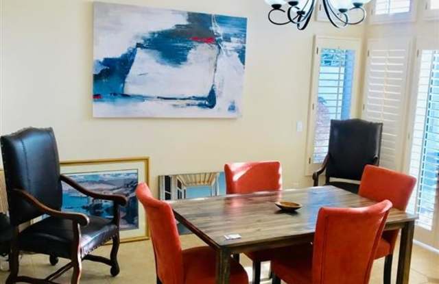 12404 Mona Lisa Gallery 3