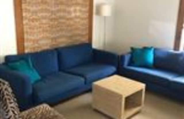 505 Benjamin Street photos photos