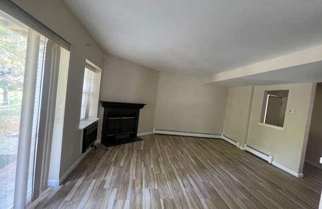 1 Lexington Hills Road Gallery 4