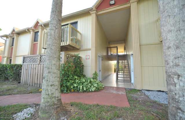 2100 Forest Knoll Drive NE unit: 101 - 2100 Forest Knoll Drive Northeast, Palm Bay, FL 32905